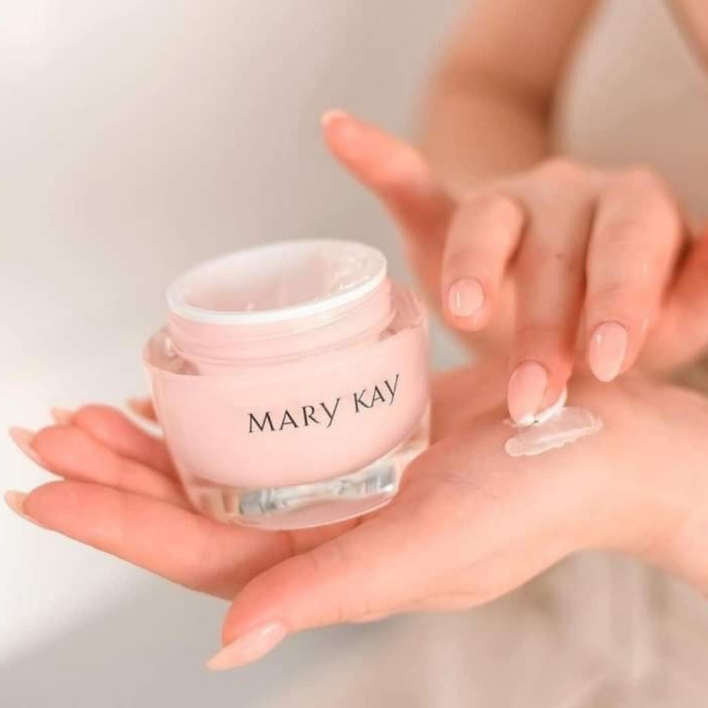Mary Kay intense Moisturizing Cream. - Picture 2 of 3